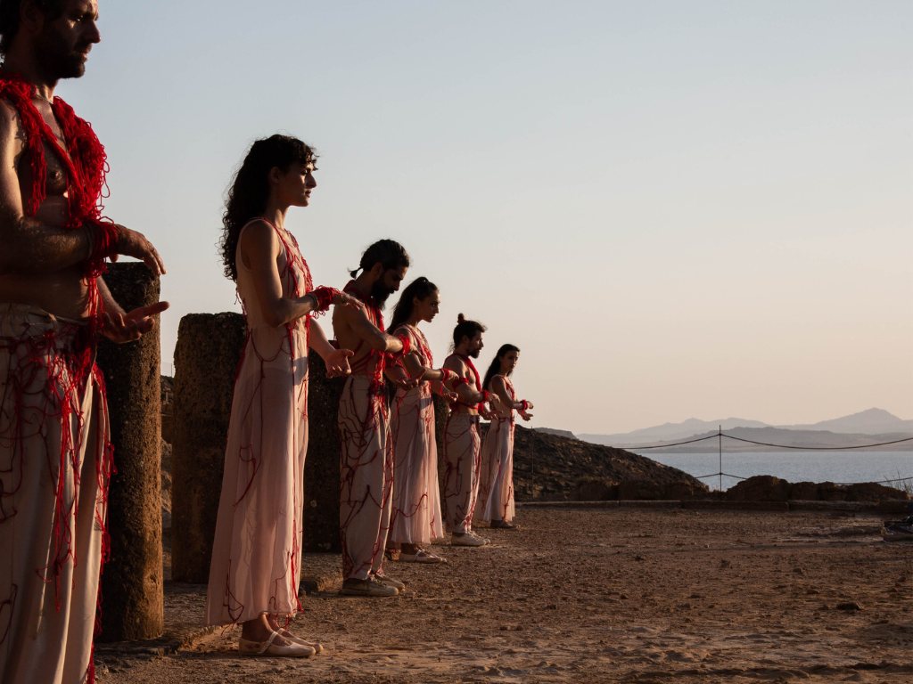 Site-Specific Performances: when place becomes experience